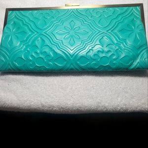 Hobo clutch